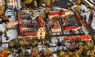 C rkevn stavby - upraven  v b r 04-2013 Libor Svacek, Kaplicka 447, 381 01 Cesky Krumlov, CZ. E- mail:  box@fotosvacek.cz