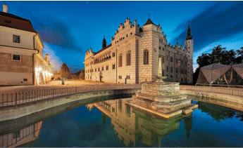 Kniha “ esk republika 2020 - Libor Sv  ek" - vyd n  1., rok 2020